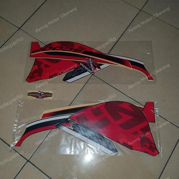 READY STRIPING NEW SCOOPY ESP SPORTY 2021 MERAH HITAM
