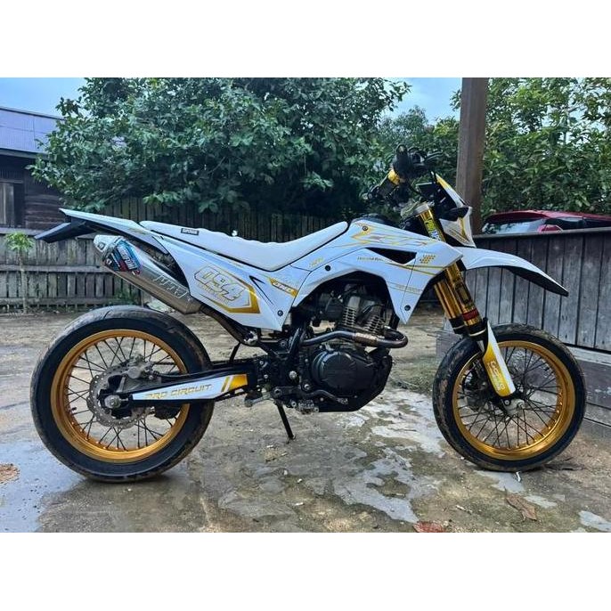 DecalHonda Crf 150L Putih Stabilo Gold