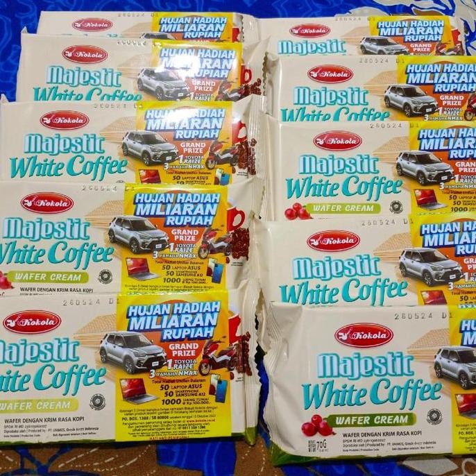

wafer white coffee wafer Majestic 1 dus isi 30 pcs Food Camilan Snacks