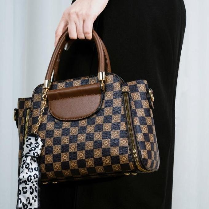 Baru Tas Boston Kotak-Kotak 2025 Coklat & Khaki - Tas Handheld Kapasitas Besar