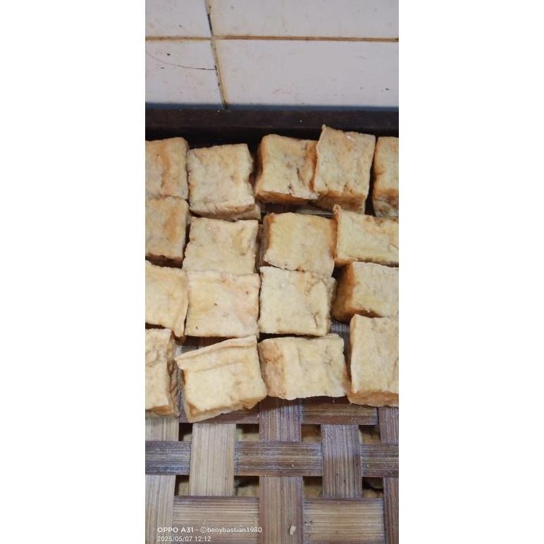 

tahu Pong / tahu enak isi. 10pcs aSt