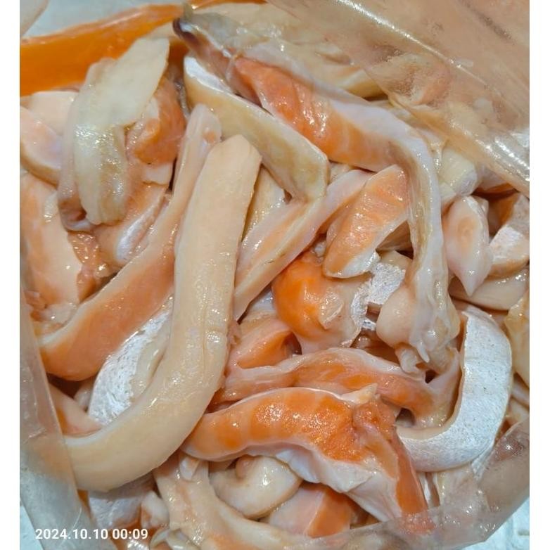 

Salmon Belly Fillet Segar 1kg Rasa Gurih Lembut aSt