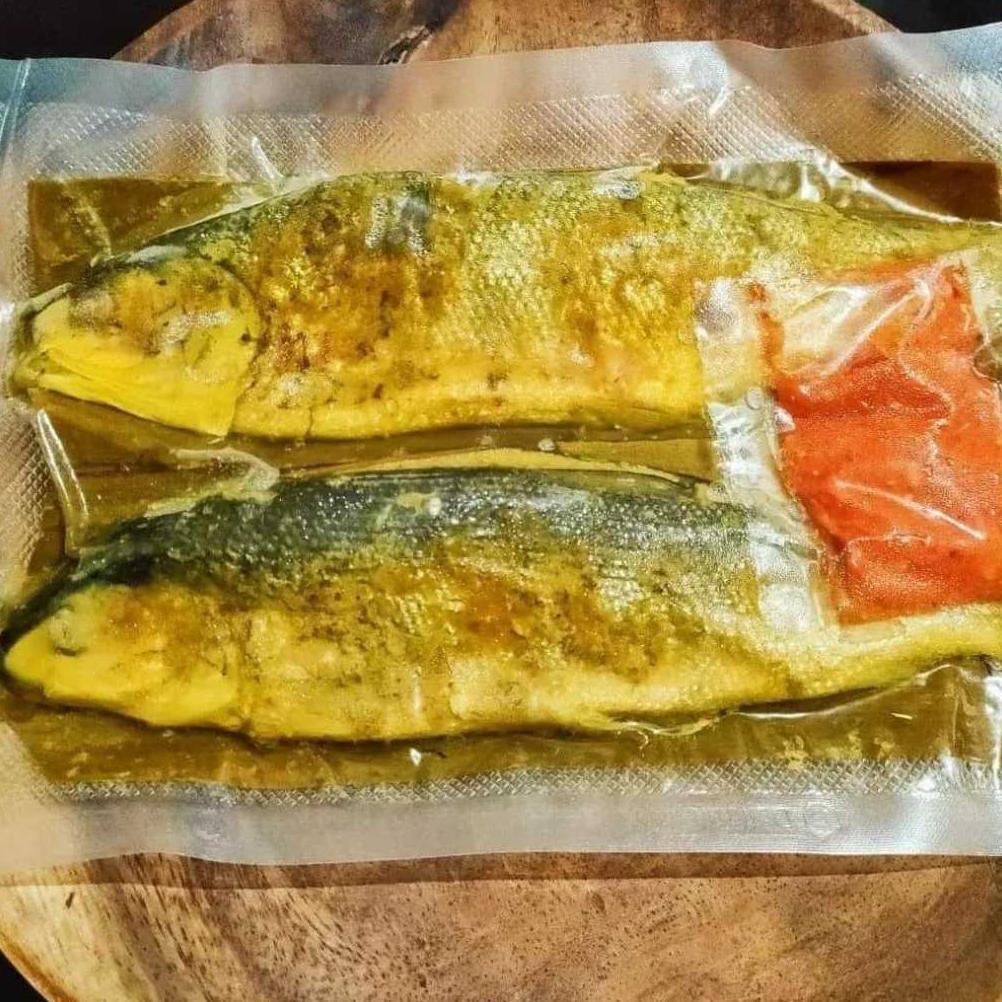 

Ikan bandeng presto isi 2pcs + sambal [home made] aSt