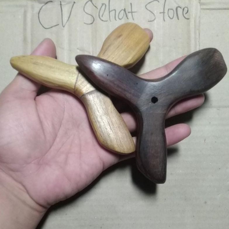 Alat Pijat Segitiga Kayu Kerokan Refleksi Kaki Tradisional Kesehatan Memijat tiga Bintang Urut Pegal