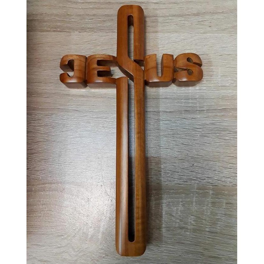 Salib Kayu Ukir "Yesus"