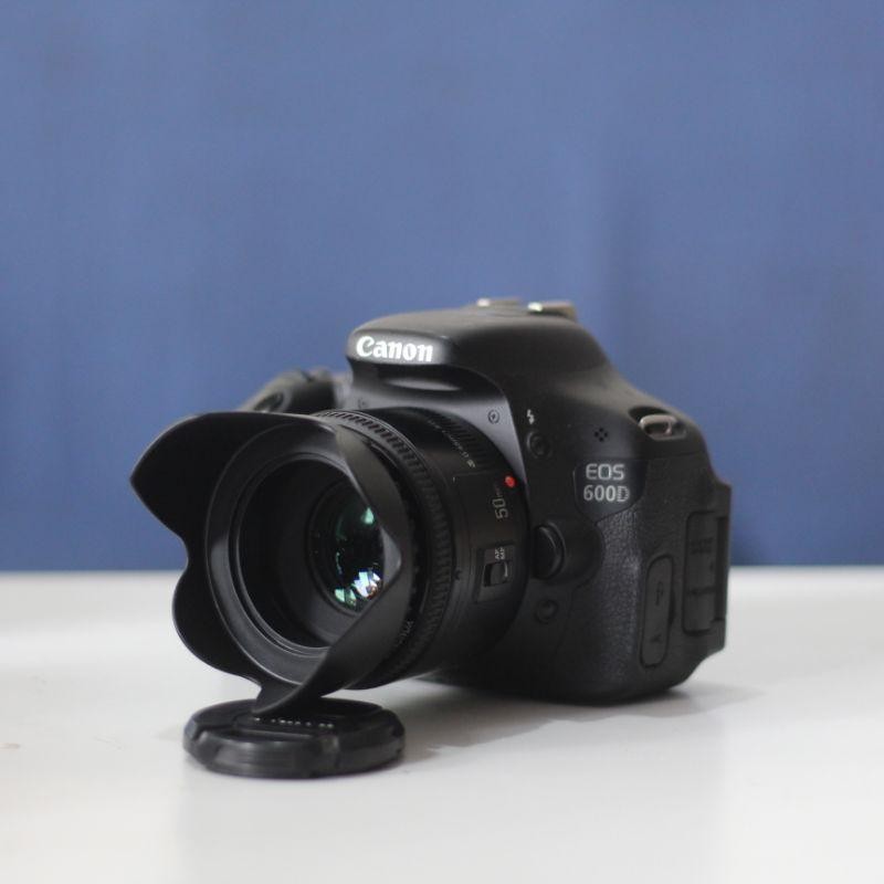 Sv Kamera Canon 600D No Viknet+ Lensa Fix 50Mm F1.8 + Bonus Banyak