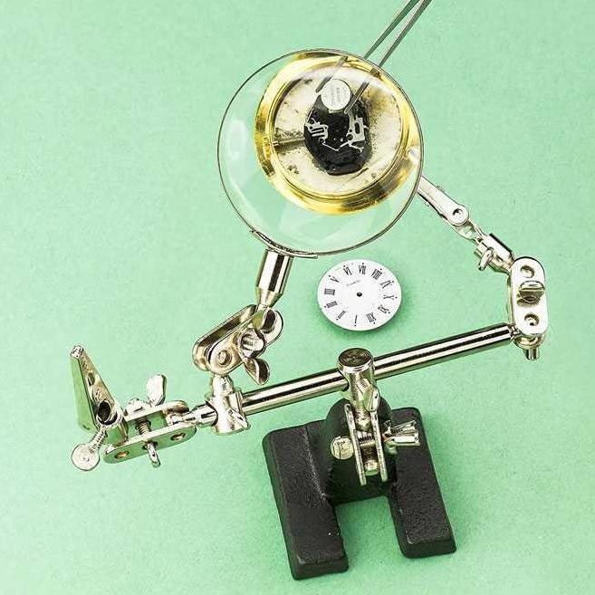 

Penjepit Service Hand Tool Kaca Pembesar