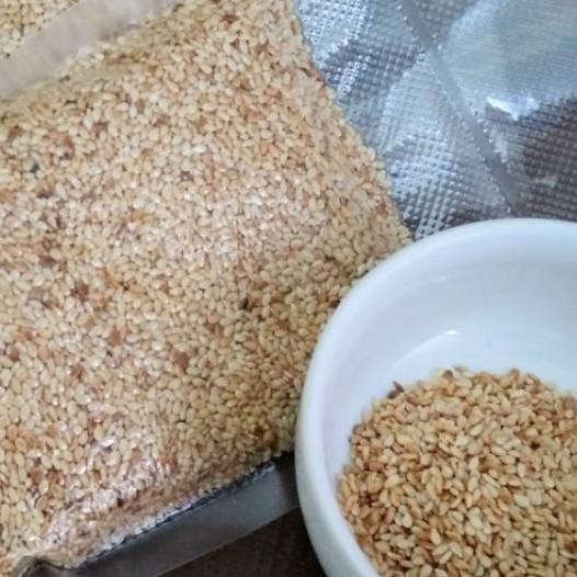 

Wijen Putih Sangrai 250Gram Wijen Mateng White Sesame Seeds Roasted