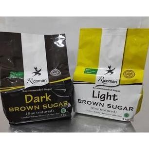 

Baru Ricoman Brown Sugar 1kg - Gula Kastor Halus Light & Dark untuk Kue & Minuman