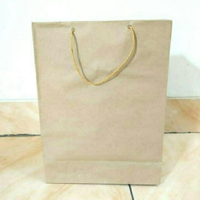 

Cod Paperbag Polos Uk 20X25X8Cm- Paper Bag - Tas Kertas - Tas Souvenir Terlaris