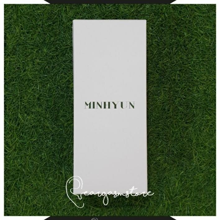 Hwang Minhyun Lhtsti