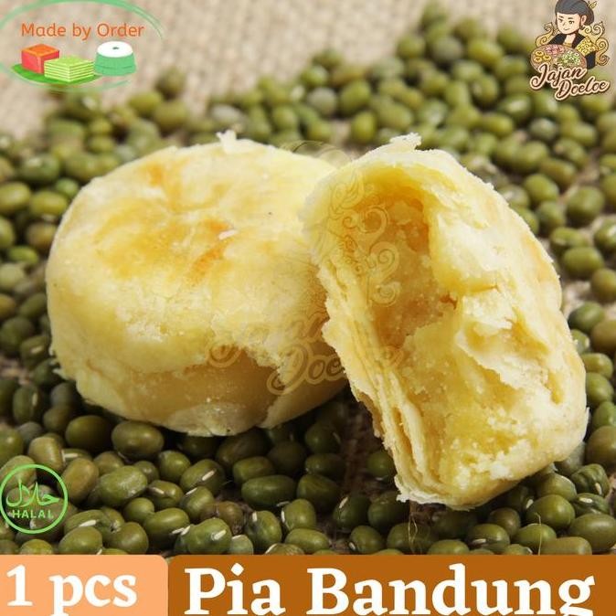 

Pia Bandung Isi Kacang Hijau Kupas Kue Tradisional Enak Stok Terbatas