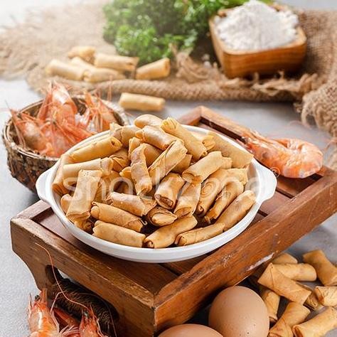 

Kue Sunpia Udang 500gr - Snack Imlek Khas Pontianak Isi Gurih Renyah Stok Terbatas