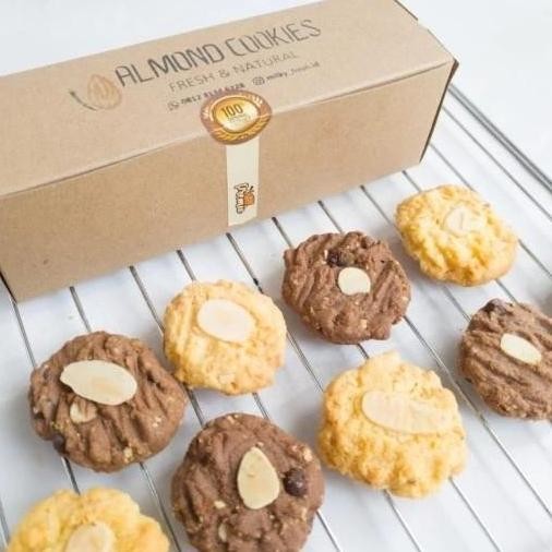 

Almond Butter Cookies Mix 100gr Mini Hampers - Snack Kering Original & Chocochip Stok Terbatas