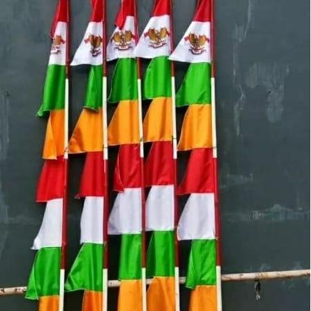 (Allthebest) PAKET USAHA UMBUL UMBUL LIMA KODI ISI 100 PCS GLOSIR BENDERA UMBUL UMBUL 17 AGUSTUS PAK