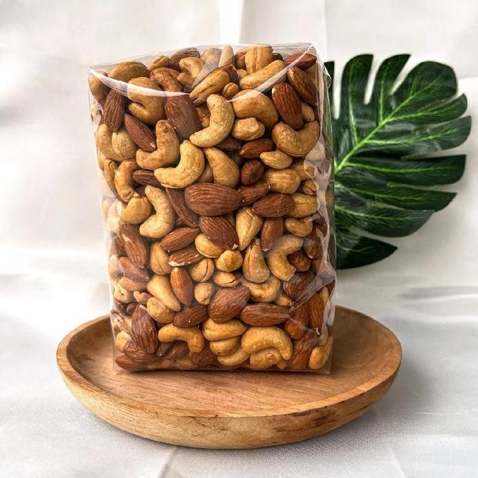 

Mix Nut Almond Kacang Mete Khas Wonogiri Pasti Promo
