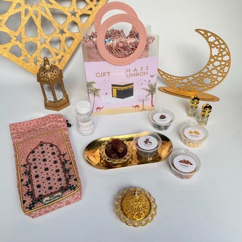 

Paket Annisa Gold | Souvenir Oleh Oleh Haji Umroh + Sajadah Travel