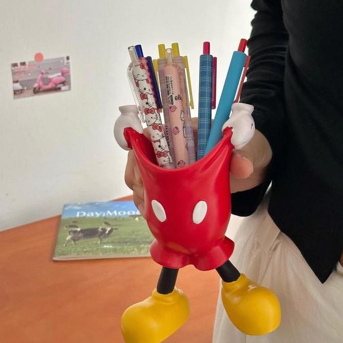 

TERSEDIA TEMPAT PENSIL MICKEY MOUSE LUCU PLASTIK SERBAGUNA WADAH PULPEN