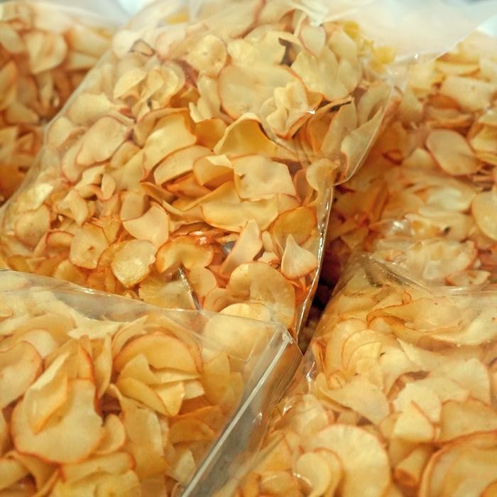 

FF 1 KG - Singkong Original Captain Cemilan food Snacks Makanan Chips Keripik Pedas