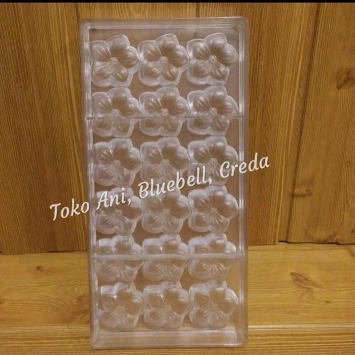 

(Ready) Chocolate World - Chocolate Mold Violet 4X3.8X1.2 Cm Bestseller