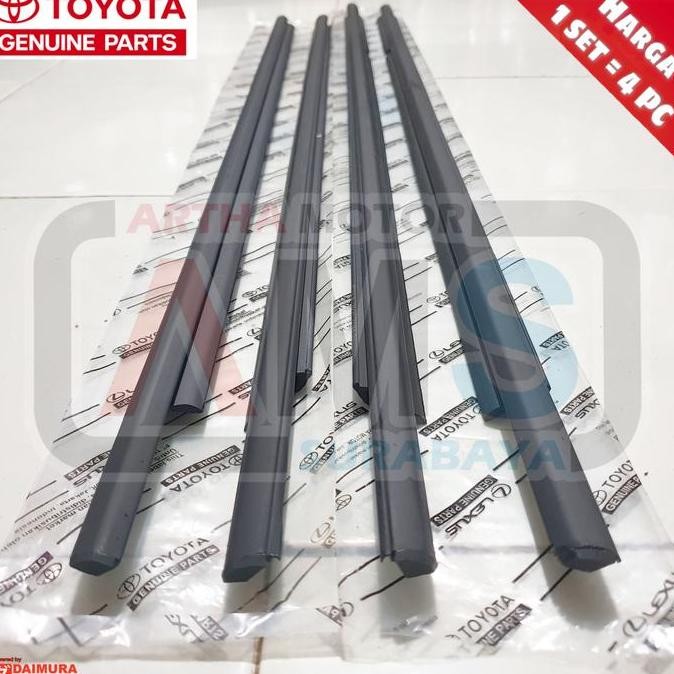 Karet Pelipit List Lis Kaca Wheater Strip Mobil Innova / Grand Innova