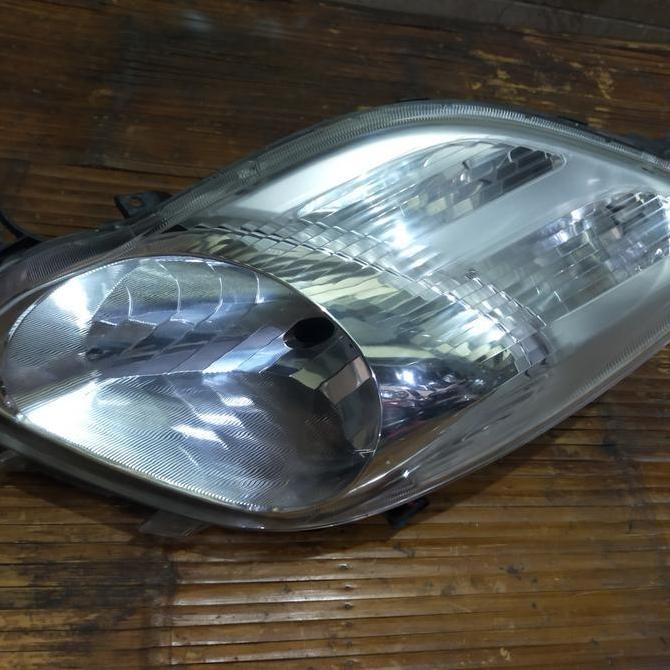 Headlamp Toyota Yaris Bakpao 2009 2010 2011 2012 original Original