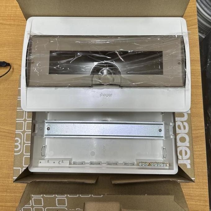 BOX MCB 8 GROUP HAGER / BOX HAGER 8 GROUP HAGER ORIGINAL ORIGINAL DAN TERPERCAYA