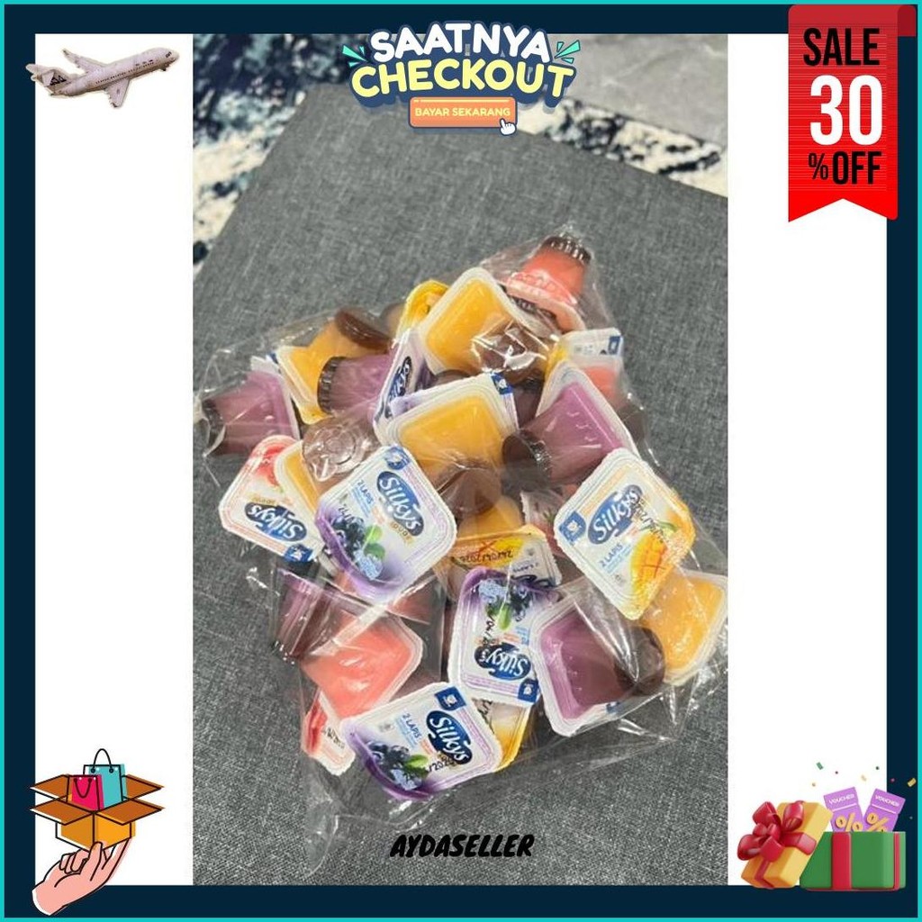 

Pudding Silkys 1Kg Duo Lapis Gula Aren Mix Fruit/ Silky Puding Kemasan/Pudding 1Kg Kurleb 38-40Pcs Ya Terlaris