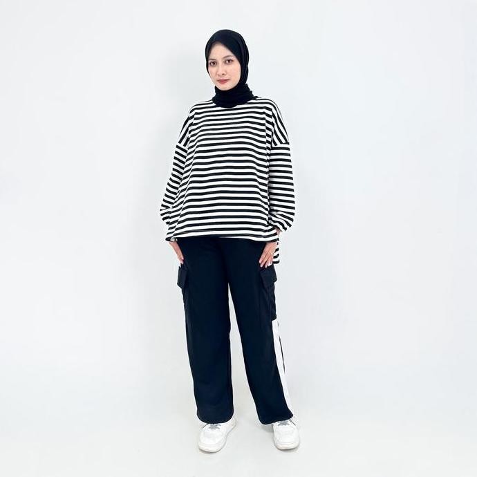 [LZS] Set Sporty Stripe Nabila LEZAHRASIGNATURE Setelan Baju Olahraga Wanita Salur Celana Kargo Fit 