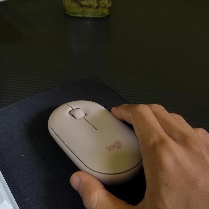 NEW Logitech Pebble M350 - Pink  Second