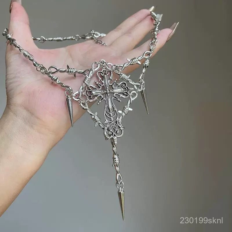 Cross Gothic Niche Thorn Pendant Punk Design Necklace Hot Girl Dark Style P3QP