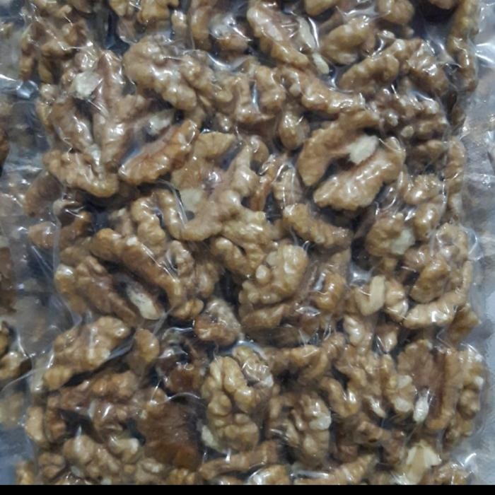 

Kacang Walnut Panggang Roasted Walnut 500Gr Terbaru Best Quality 100% Original