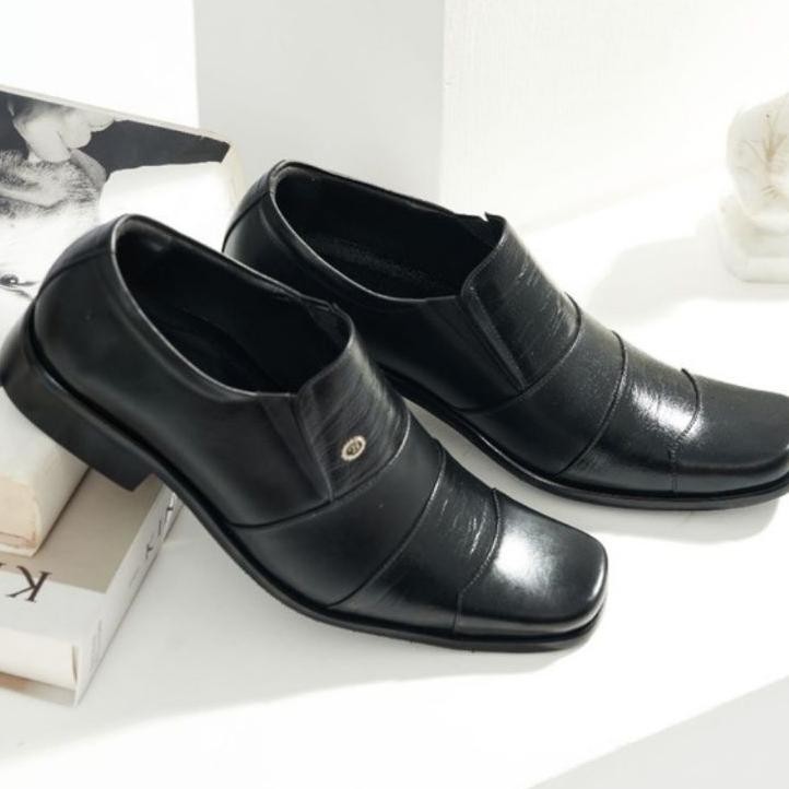 Pantofel Kulit Formal Yal Barneet 232 Sepatu Pria Hitam