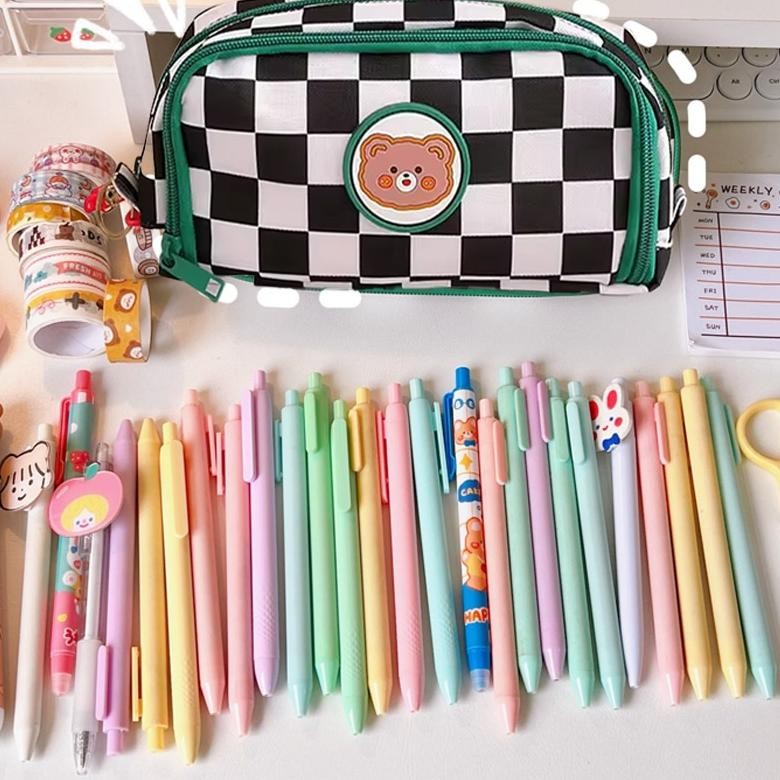 

Et-98 Tempat Pensil Motif Kotak Pensil Kartun Beruang Sleting Korea Aesthetic Lucu Import / Pencil Case/Premium/Plaid / Zipper/ Kompartmen/ Imut/Kotak/ Cute Et-98