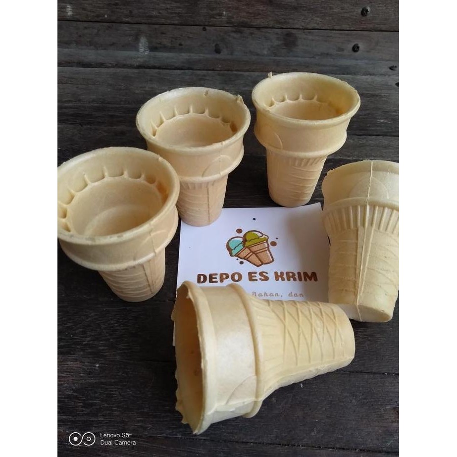 

Cone Es Krim McD Besar 40 pcs (Opak Cuncum Contong Krupuk Ice Cream)
