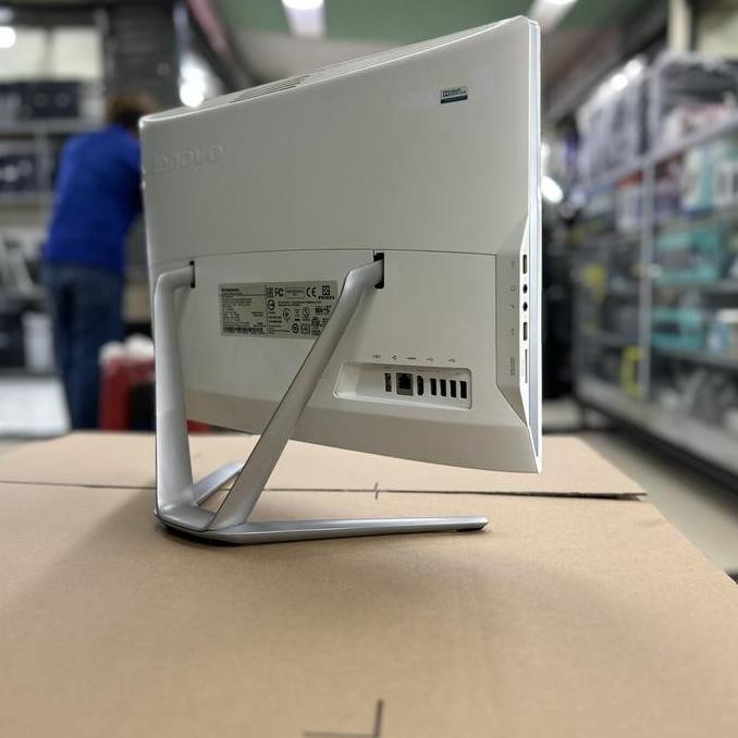 Aio Pc All In One Lenovo I3 4160 Ram 4Gb Hdd 500Gb Monitor 20 Inch New Stok