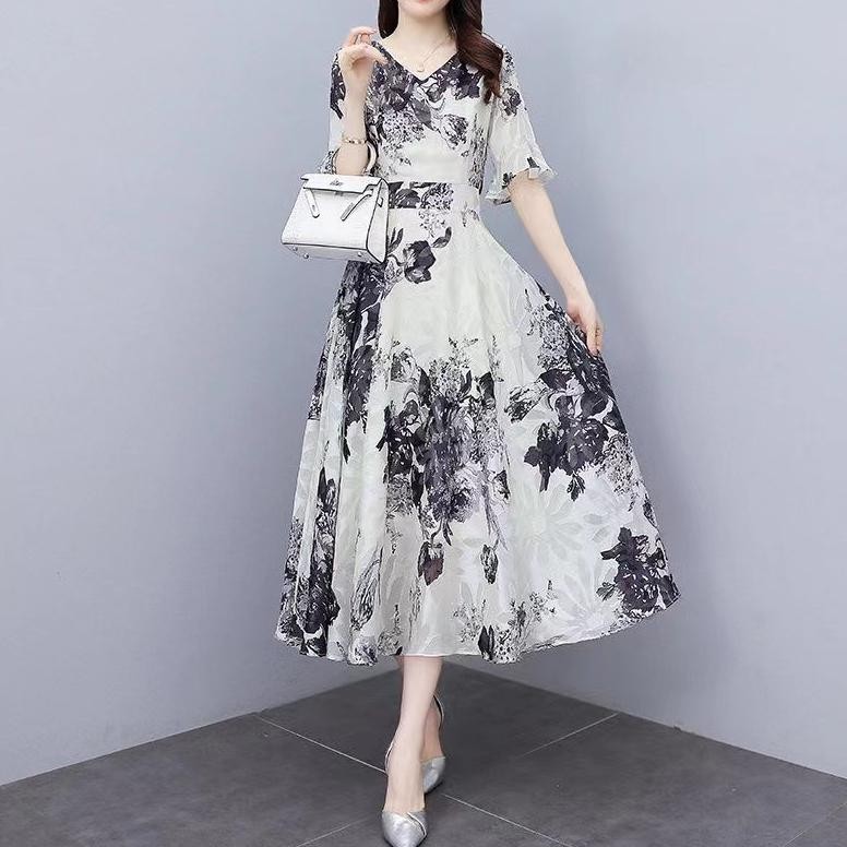 READY Fan 2025 Gaun Panjang Bunga Leher V-Sifon Sifon Korea Baru/Long Dress Korea TERLARIS