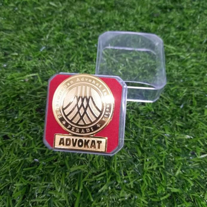 ready Pin Advokat Peradi Logo Baru Gold