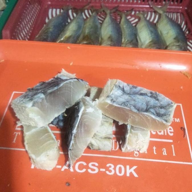 

Ikan Asin Jambal Kakap Merah 100 Gr