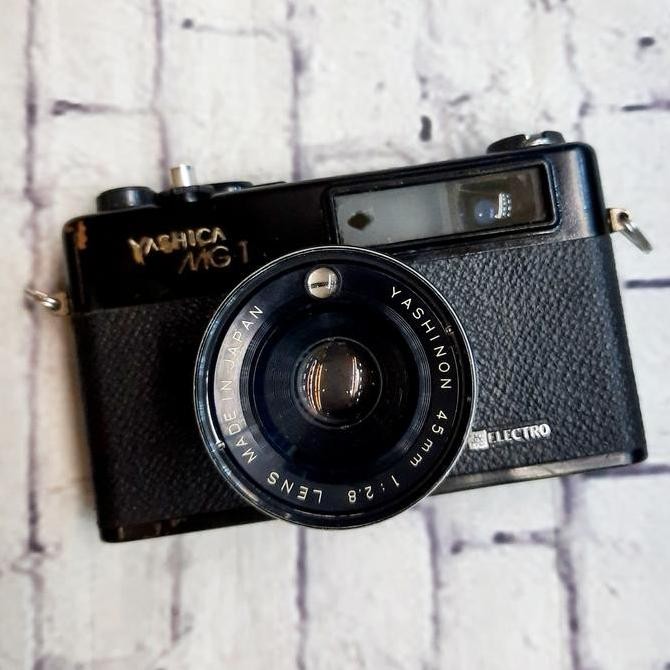 Kamera Analog Yashica MG-1