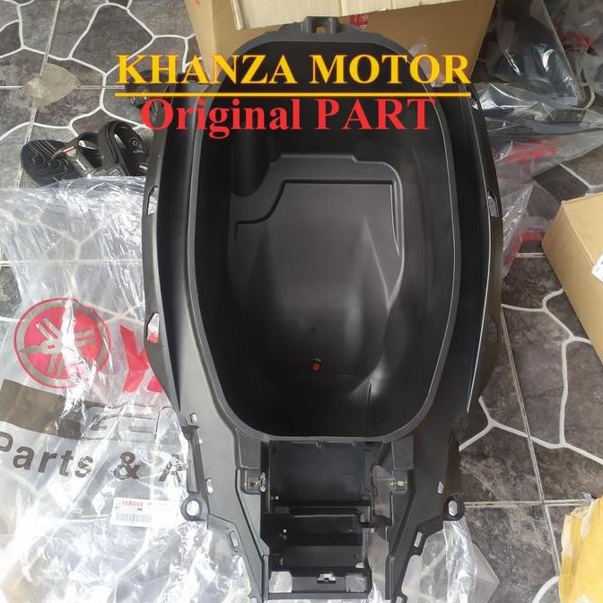 Box Bagasi Nmax Old 2015-2019 Original Ygp