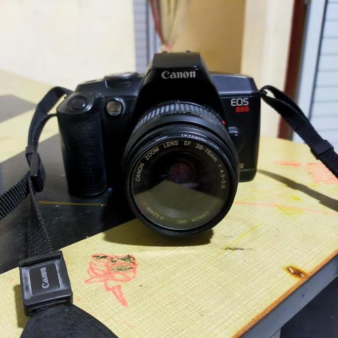 kamera analog Canon eos 888