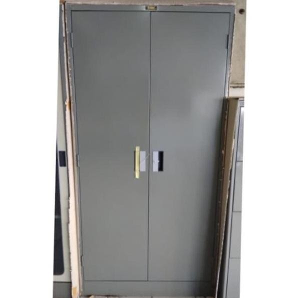 

Terlaris Lemari Arsip Besi Elite 436 Pintu Ayun Tinggi