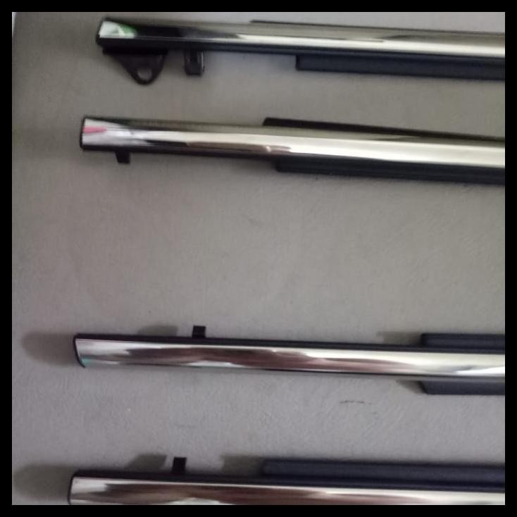 GRATIS ONGKIR PELIPIT KACA CROME INNOVA VENTURER ORI 