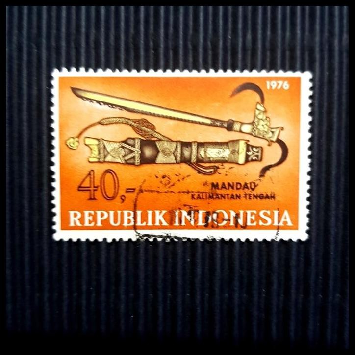 

TERBARU PRANGKO KEBUDAYAAN INDONESIA 1976 MANDAU ~ KALIMANTAN.TIMUR !!!!!!