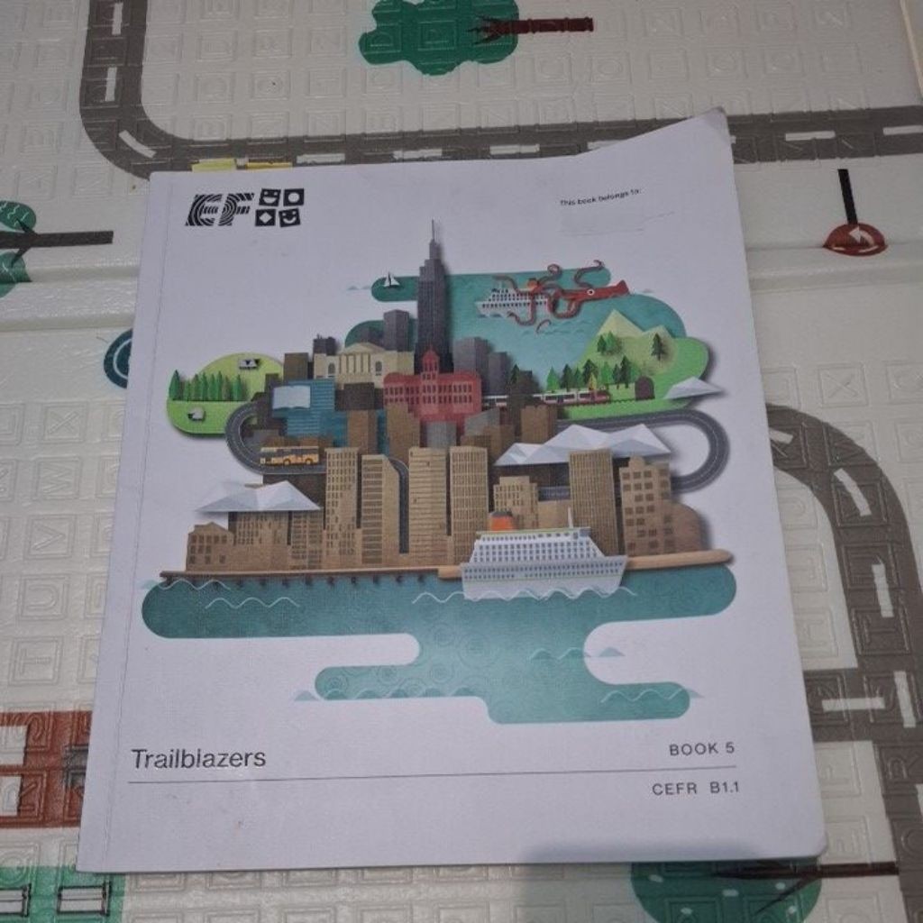 buku EF traiblazers 5