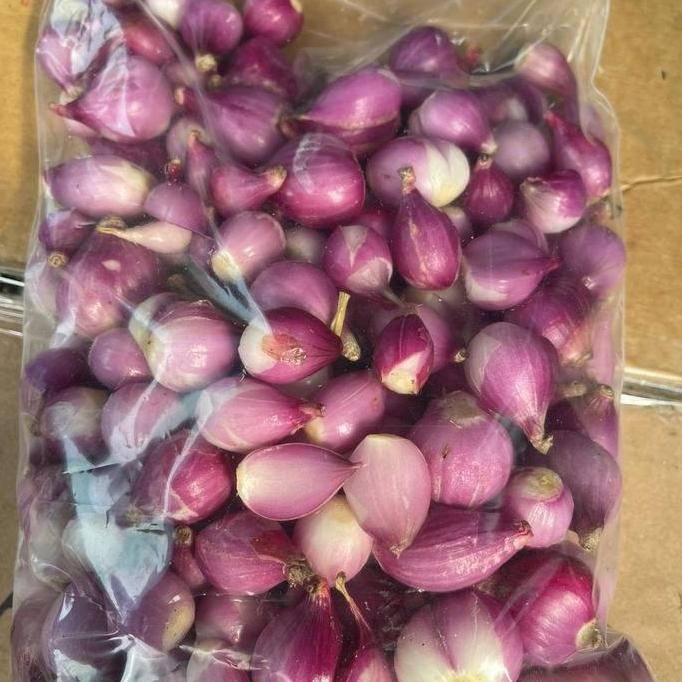 

Bawang Merah Kupas 250 Gram