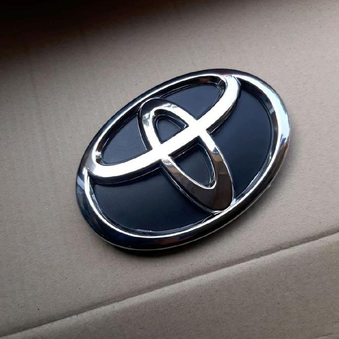 emblem toyota calya chrome ori pnp klip depan mobil calya satuan