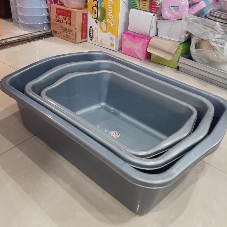 Komet Star - Cat Litter Box Kotak Bak Pasir Kucing  / Tempat Pup Kucing New