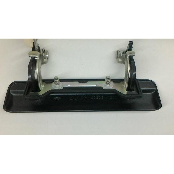 handle pintu bagasi nissan terrano 100% orinal